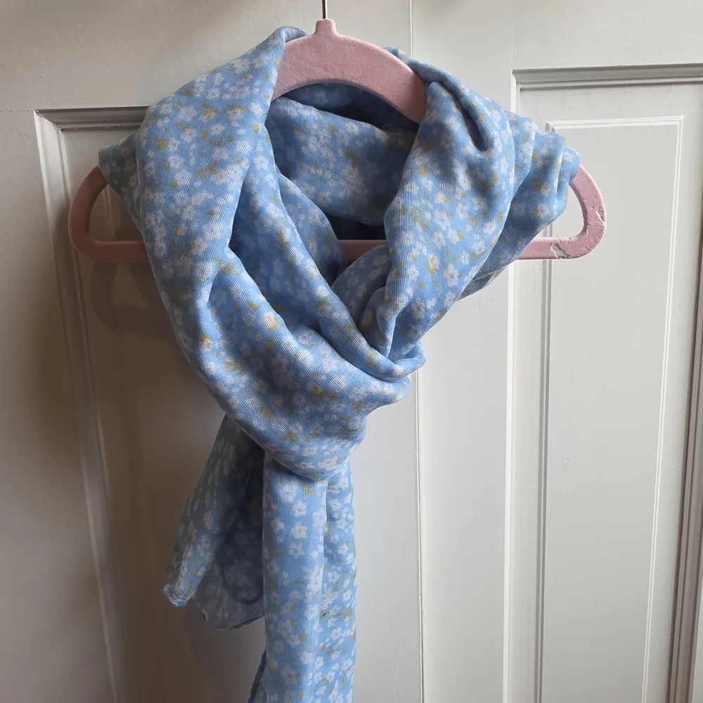 Beautiful Blue Floral Lightweight Cotton Scarf